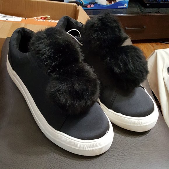 Mossimo Womens Shoes Abbie Slip On Sneakers - Picture 3 of 16